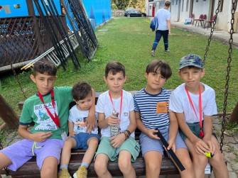 Mai aproape de cer - 106 copiii și tineri români din Italia participa la Taberele Arc de la Mânăstirea Caraiman    În perioada 16-23 iulie, un grup de 106 de copii și tineri de la mai multe Parohii din Episcopia  Ortodoxa Română a Italiei, participă la Ta