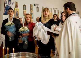 Taina Sfântului Botez unită cu Sfânta Liturghie la Pescara