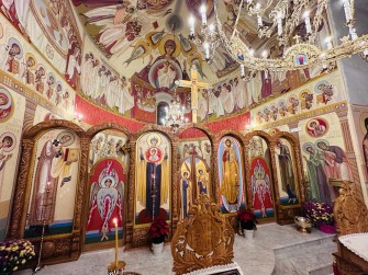 Furono realizzate le icone del frontone della chiesa ortodossa